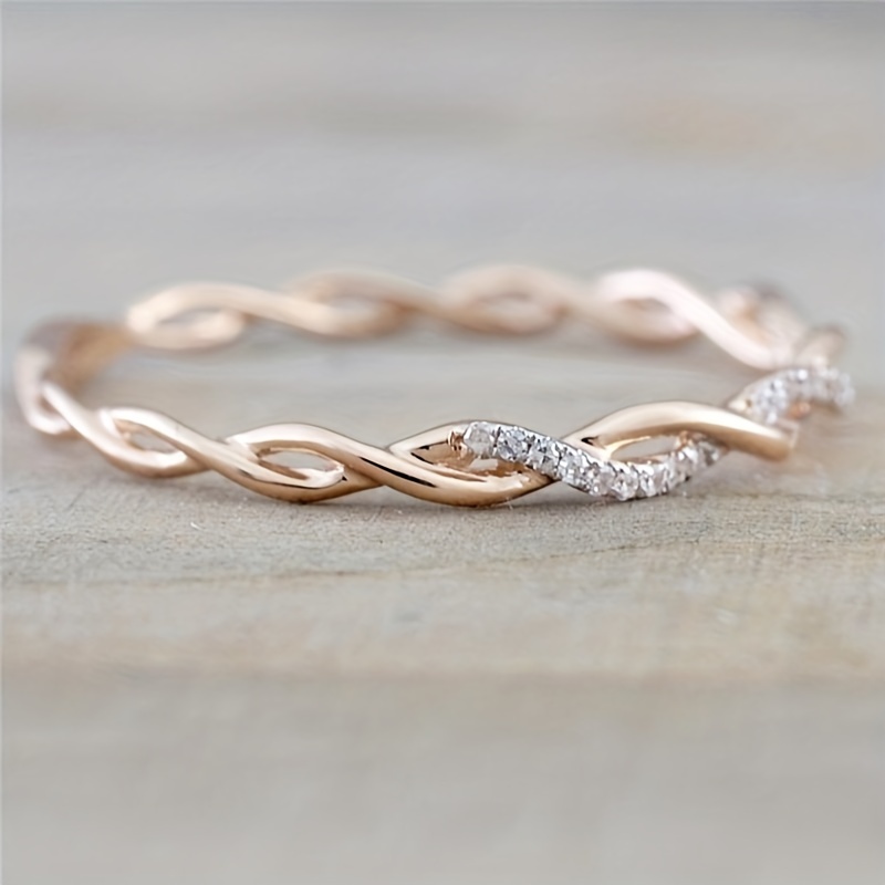 Women's Classic Twisted Zirconia Ring, Elegant Gift